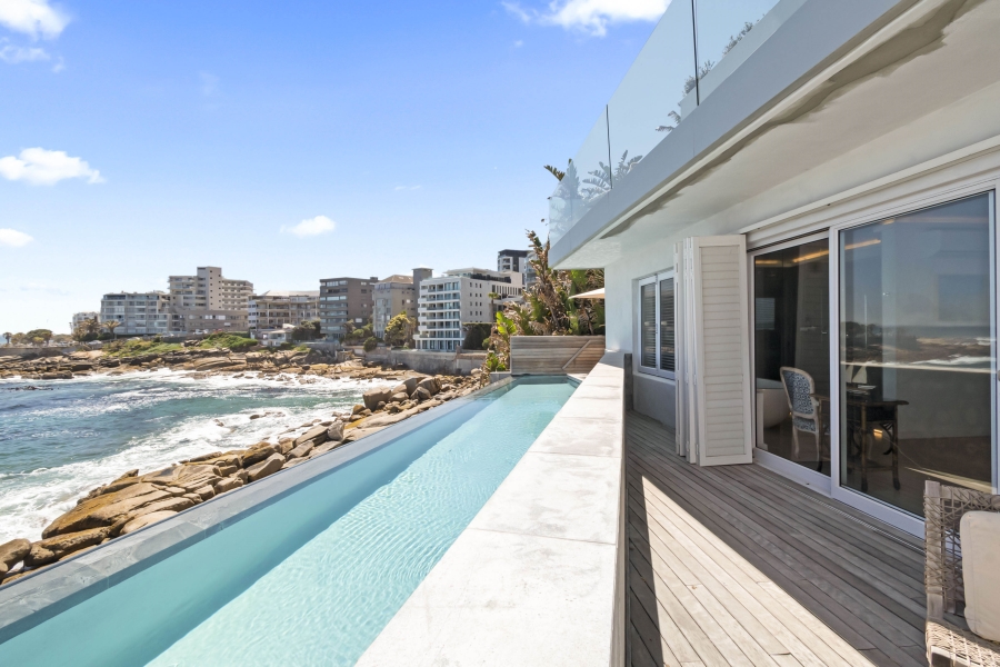 2 Bedroom Property for Sale in Bantry Bay Western Cape